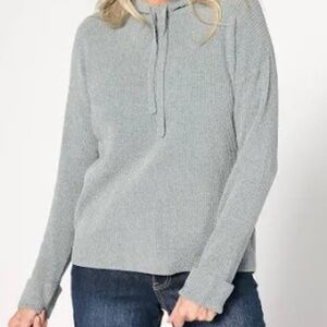 Barefoot Dreams Ribbed Henley Hoodie